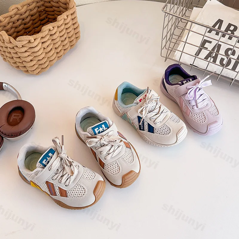 

Детские кроссовки, весна 2026, нескользящие повседневные кроссовки на мягкой подошве для мальчиков и девочек, модная дышащая детская спортивная обувь с сеткой