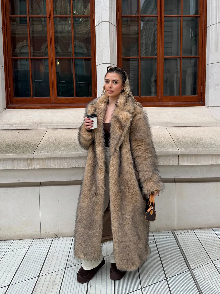 Women Khaki Long Faux Fur Coat Wide Lapel Collar Long Sleeve Relaxed Fit Plush Winter Outerwear with Pockets