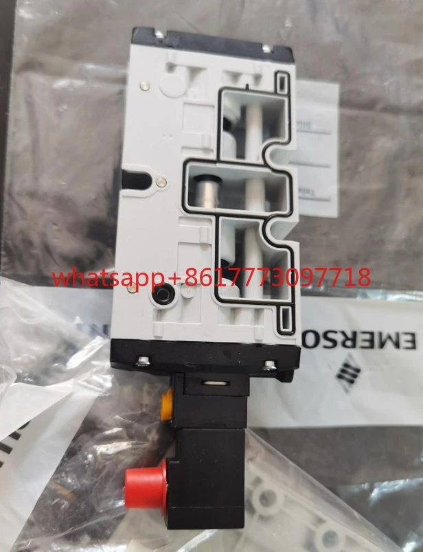 

4011041313 0820058761, электромагнитный клапан. Гарантия качества: совершенно новый.