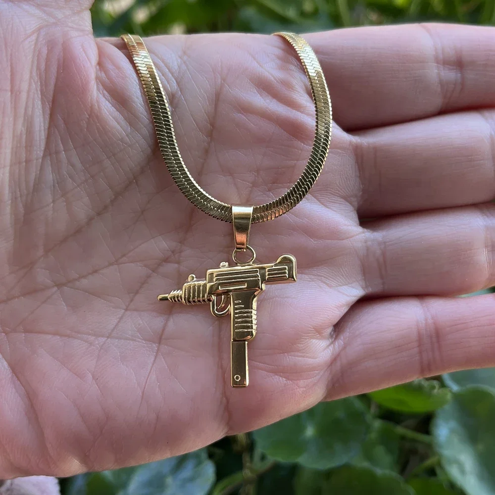 Gun Pendant Necklaces Gold Color Army Style Male Long Chain Pistol Submachine Gun Necklaces for Women Men Hiphop Jewelry Gift