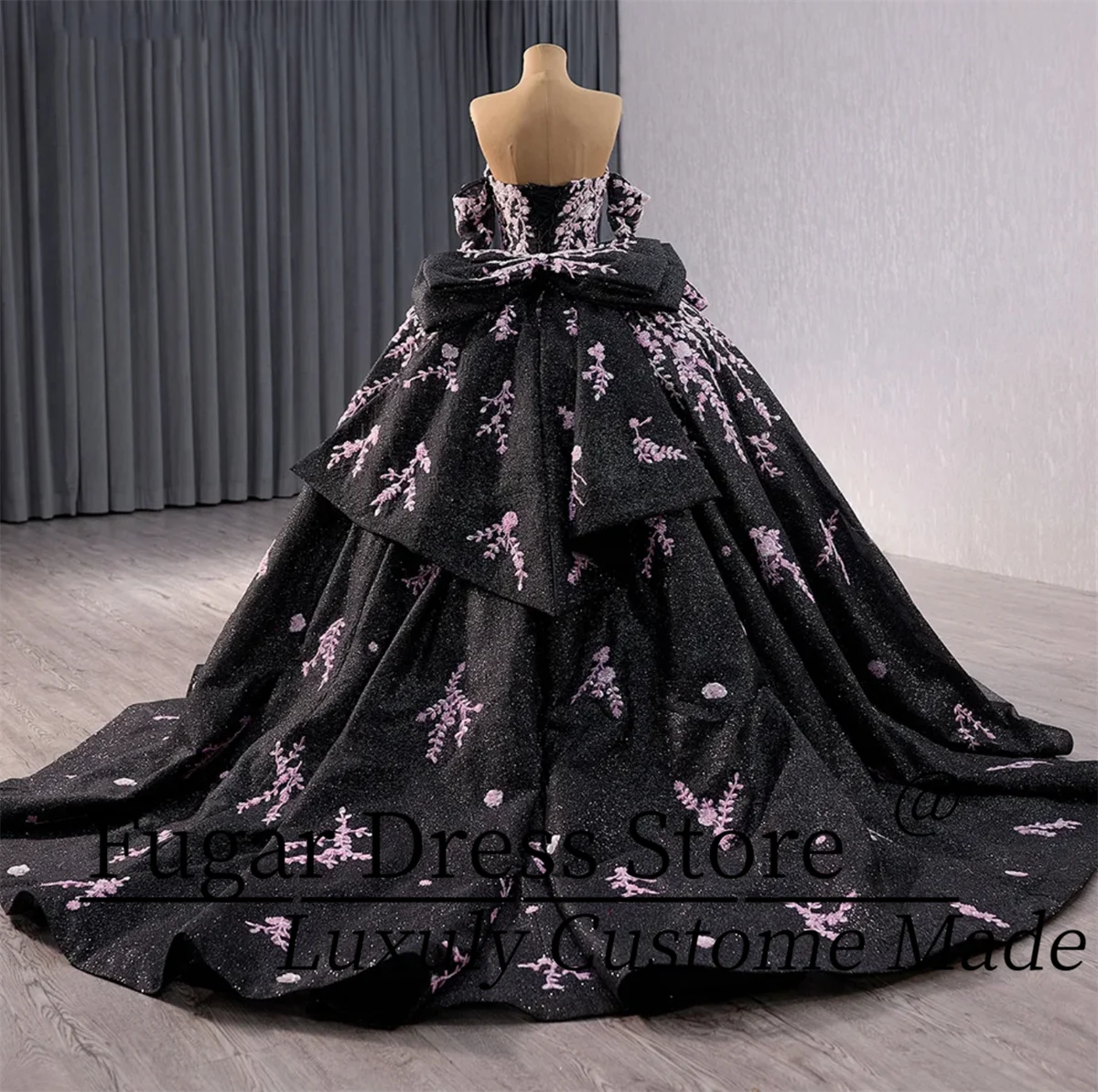 2025 noir Quinceanera robes fête bal luxueux cristal perle Robe De bal personnalisé Quinceanera Robe Robe De Quince Robe