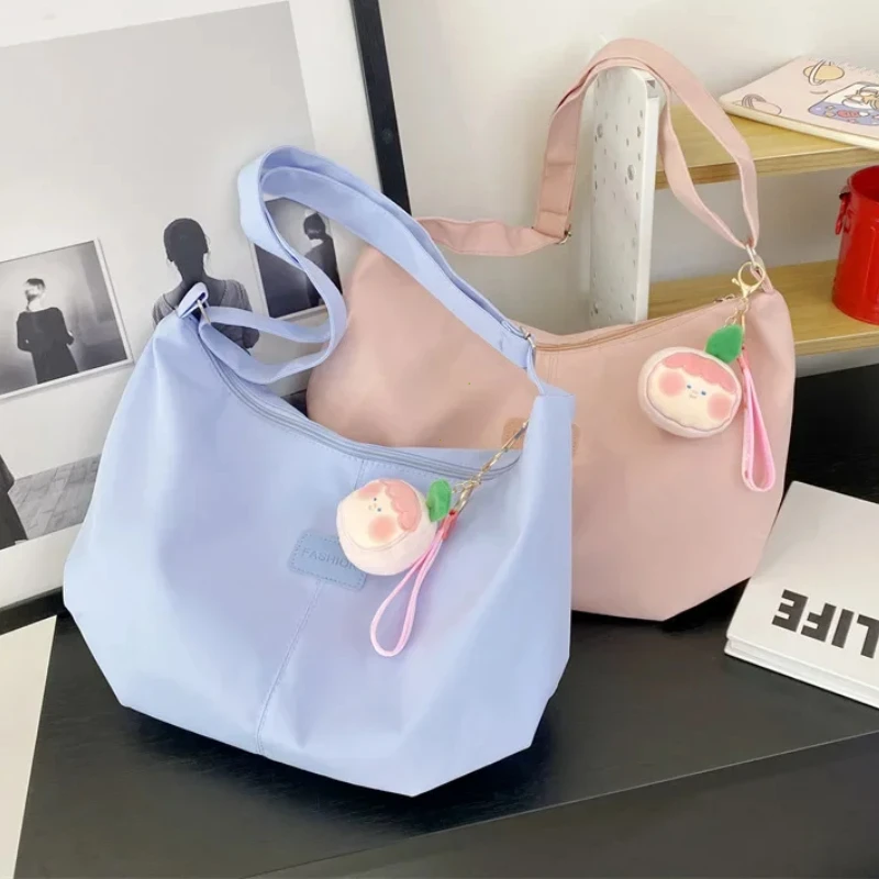 حقيبة كتف نسائية كاجوال من النايلون موضة كورية بسيطة على طراز الكلية حقيبة كروس ذات سعة كبيرة حقيبة يد للسيدات