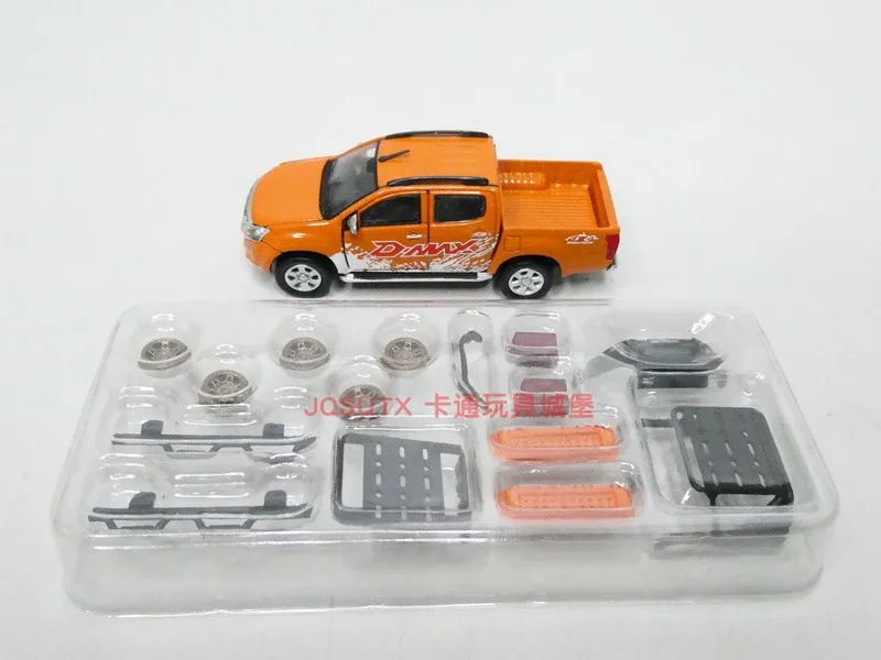 BM 1:64 ISUZU Pickup ISuzU D-MAX toy model car finished alloy can open doors