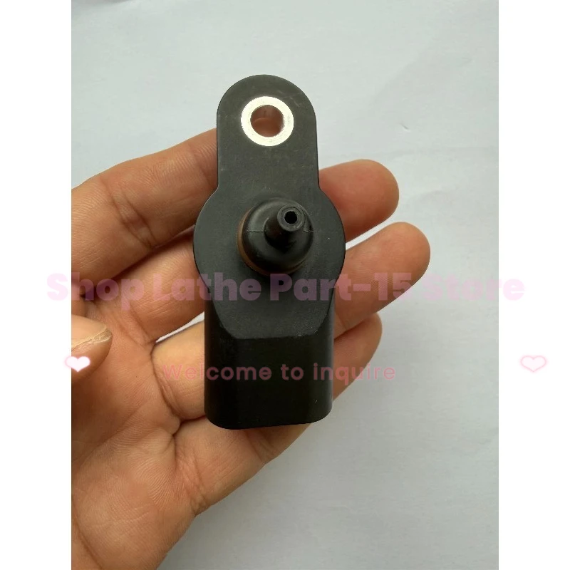 Motorcycle Intake Pressure Sensor Suitable for Lifan KPM KPT KPS KPR200 KPV LF150