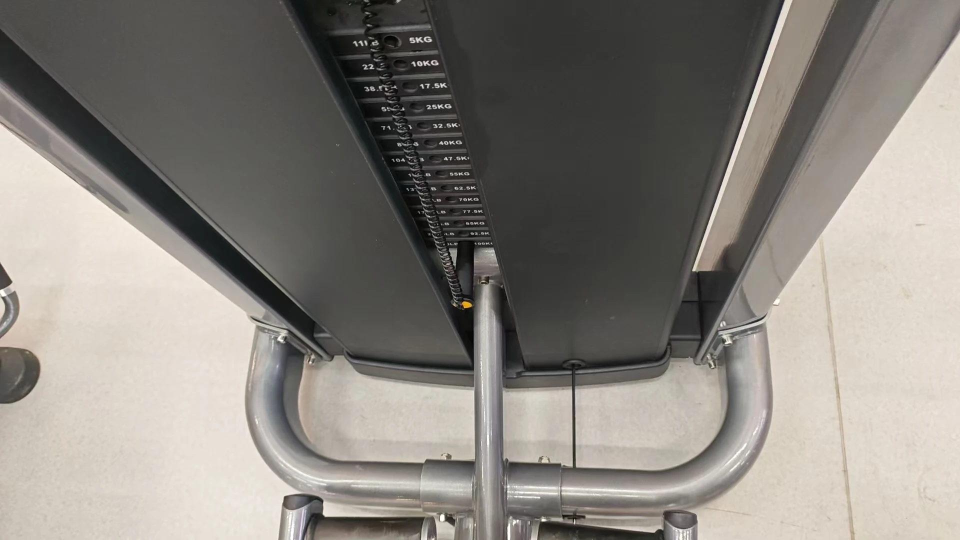 Lateral Thigh Trainer Gym Machine-Fitness Exercise Equipment Adjustable Multi-Function Steel Construction