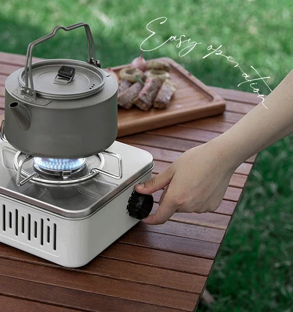 Bruciatori per fornelli da esterno portatili potenti di piccole dimensioni OEM all'ingrosso Cottura barbecue Mini fornello a gas quadrato da campeggio butano