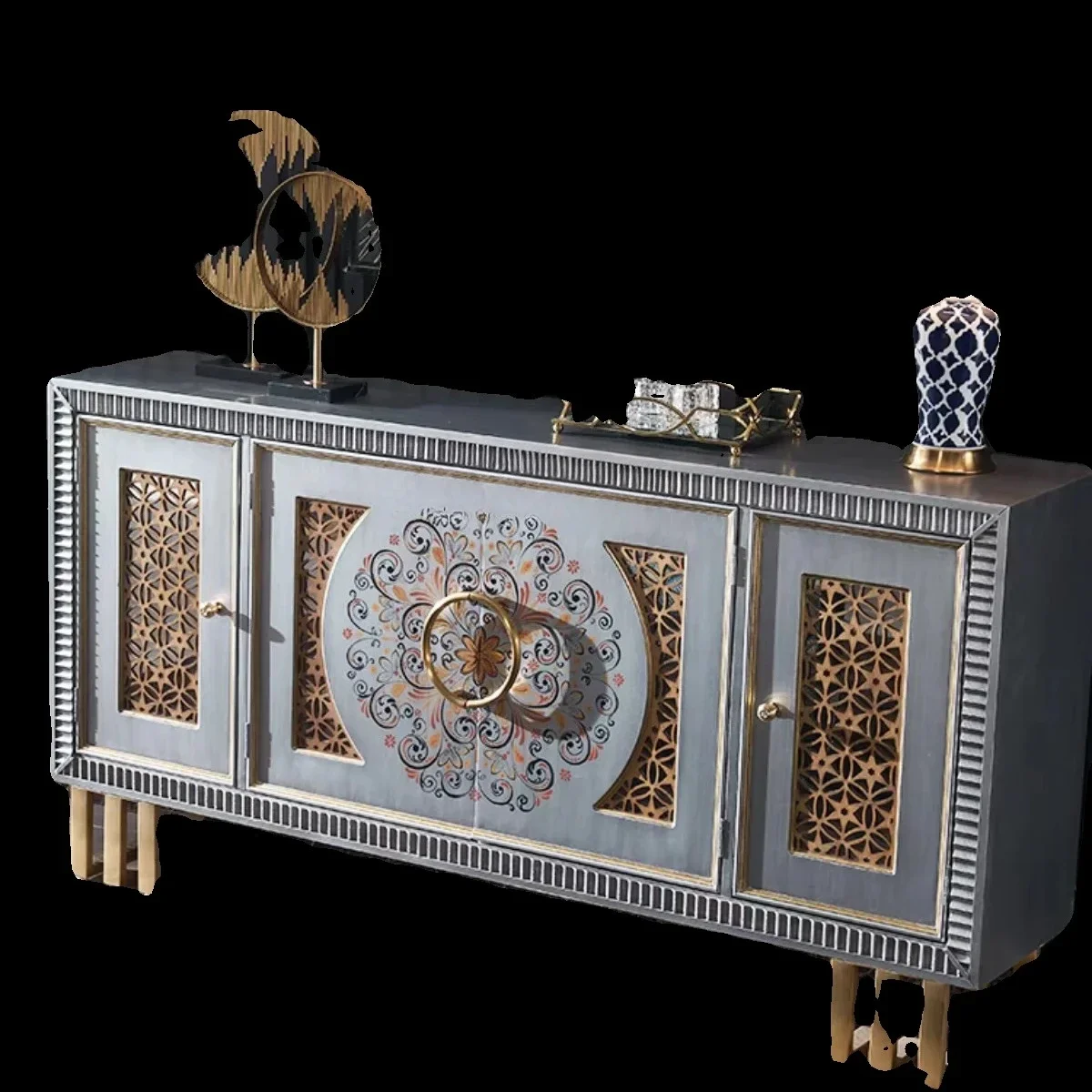 

French retro solid wood porch cabinet, decorated with modern light luxury Chinese dining edge, industrial style neoclassical