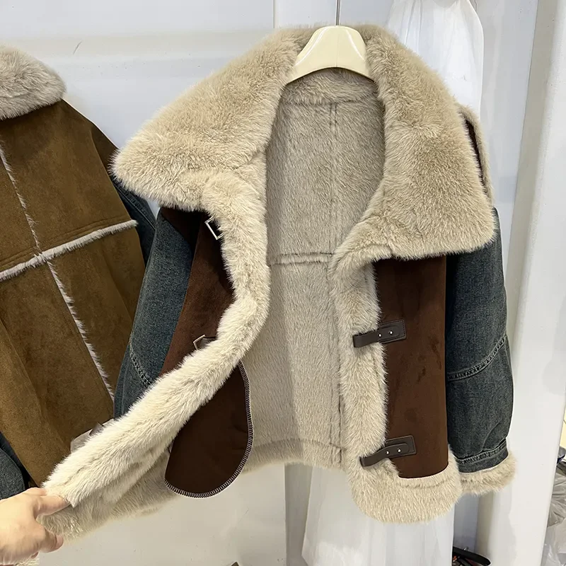 Chaqueta vaquera empalmada de terciopelo de piel de ciervo para mujer invierno nuevo terciopelo cálido piel integrada franjas de diferente Color prendas de vestir piel de imitación Coa