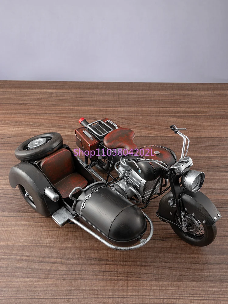 Retro Nostalgic Ornaments Crossbody Three Wheeled Motorcycle Model Artistic Home Living Room Entrance Furnishings Show