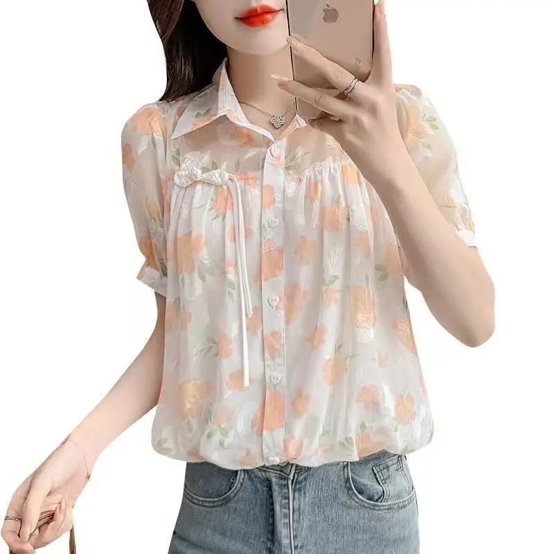 Moda risvolto stampato pieghe bottoni camicie con lacci abbigliamento femminile 2025 estate nuova manica corta allentata top coreani camicette dolci