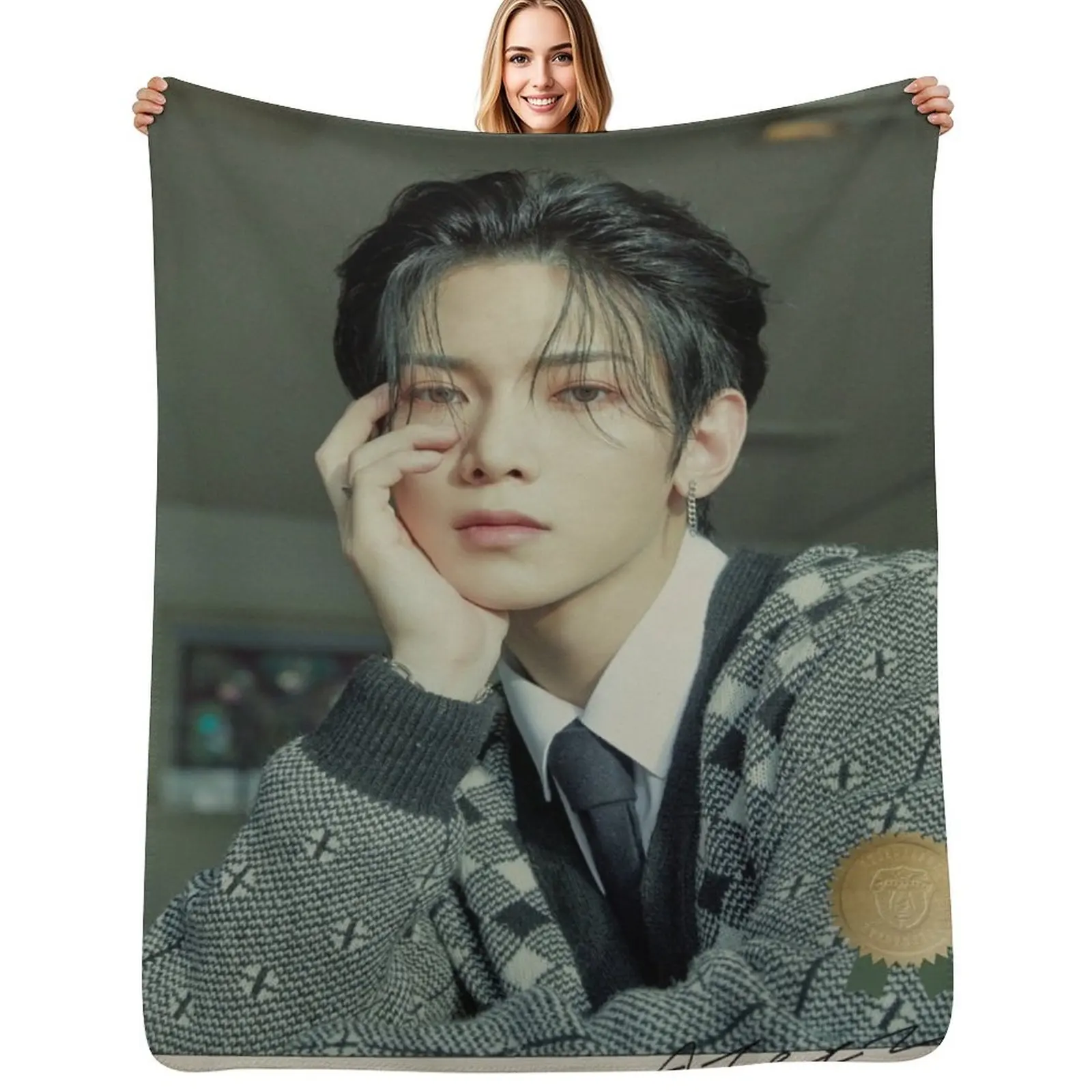 ATEEZ Yeosang 'Turbulence' Throw Blanket Multi Purpose Soft Warm Blanket for Home Travel