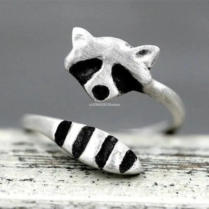 Fashion Creative Silver Color Raccoon Female Ring Cute Animal Opening Rings for Women Party Adjustable Jewelry Anillos Gifts
