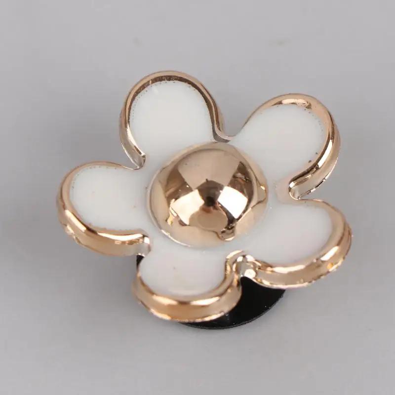16-teiliges Set modischer Schuh-Charms, Zubehör für Lochschuhe, sommerliche, niedliche Perlen-Gänseblümchen, 3D-Schuhdekorationen – Detail 15