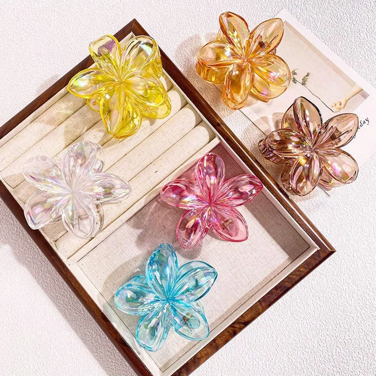 

6-piece Set of Women's Plum Blossom Shaped Hair Clips, Fashionable Hair Accessories
