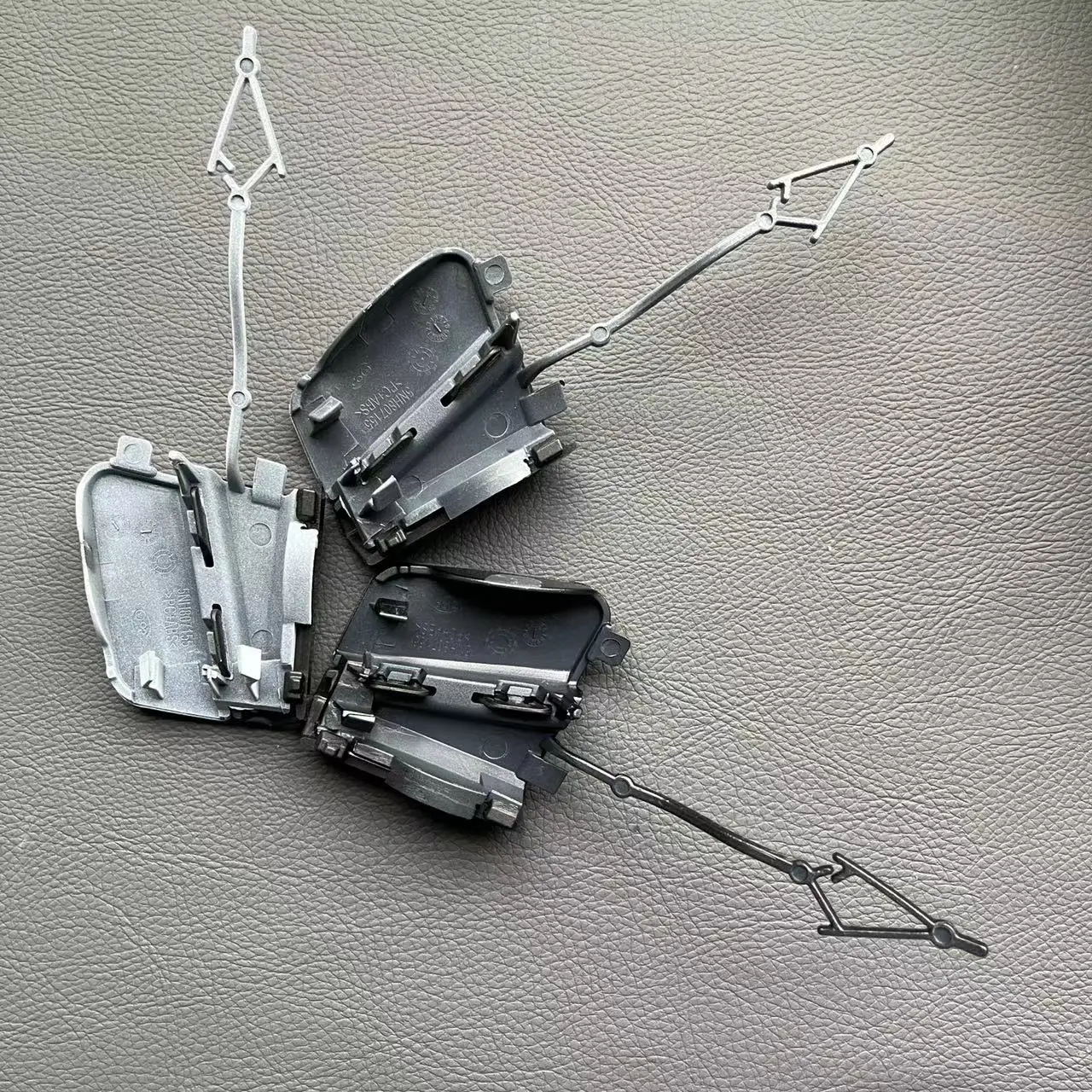 5NH807155 Frontstoßstangen-Anhängerabdeckung Anhängerkupplungsabdeckung für VW Tiguan L Tiguan X 2022-2023 5NH 807 155 – Detail 2