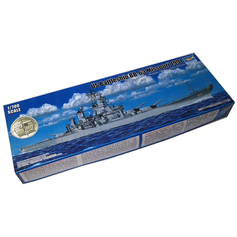 

1/700 American BB-63-Style Miniature Battleship 1991 Plastic Assembled Model
