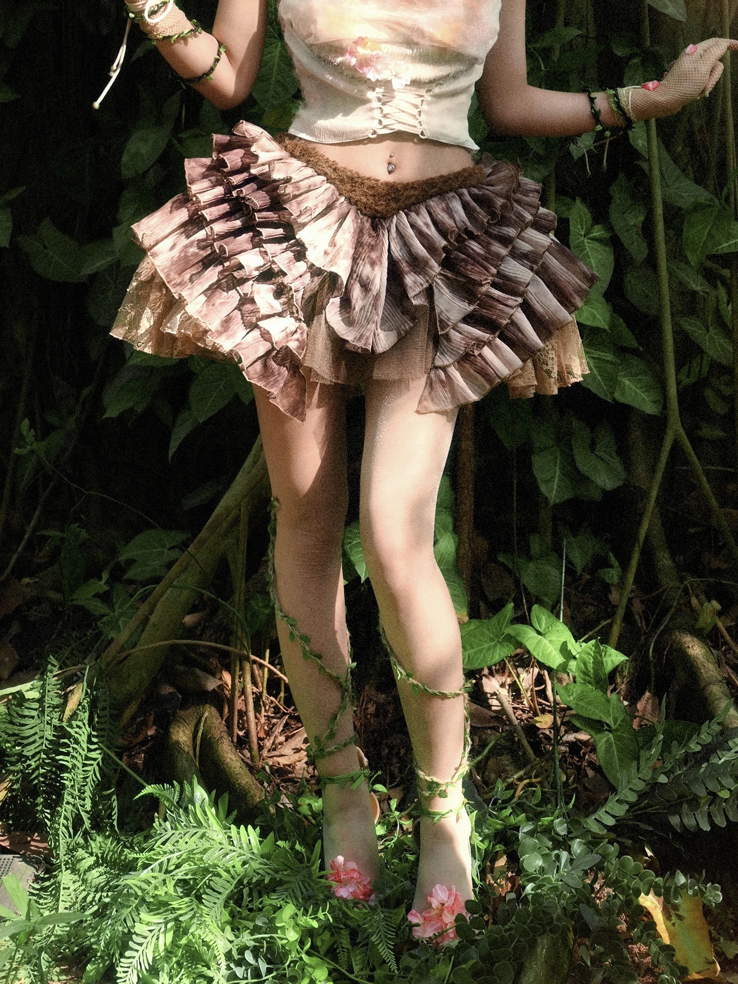 

Blood Supply Original Pleats Designer Mini Skirt Women Fairy Gothic Ruffles Multi Layers Mesh Ball Gown Mini Skirt Pant