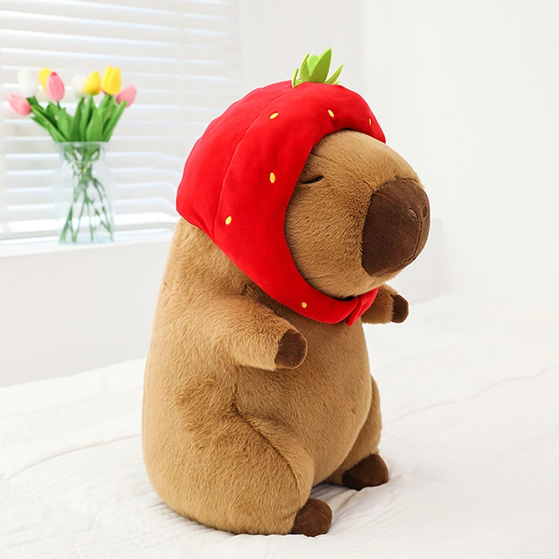 Sombrero de fresa de peluche Capybara, juguete de simulación, Tortuga, mochila, animales de peluche, colgante, muñeca de peluche, regalos para niños