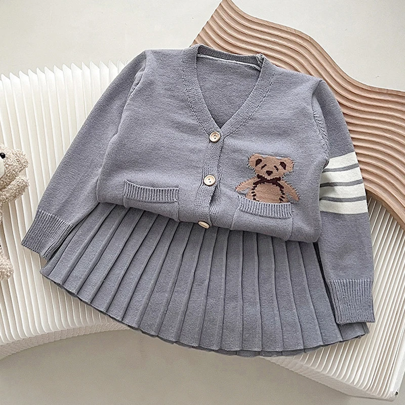 Autumn Winter Girls Sweater Clothing Set Cartoon Bear Print V-neck Knitted Cardigan+Skirt 2Pcs Suit For 2-6Y Fashion Outfit