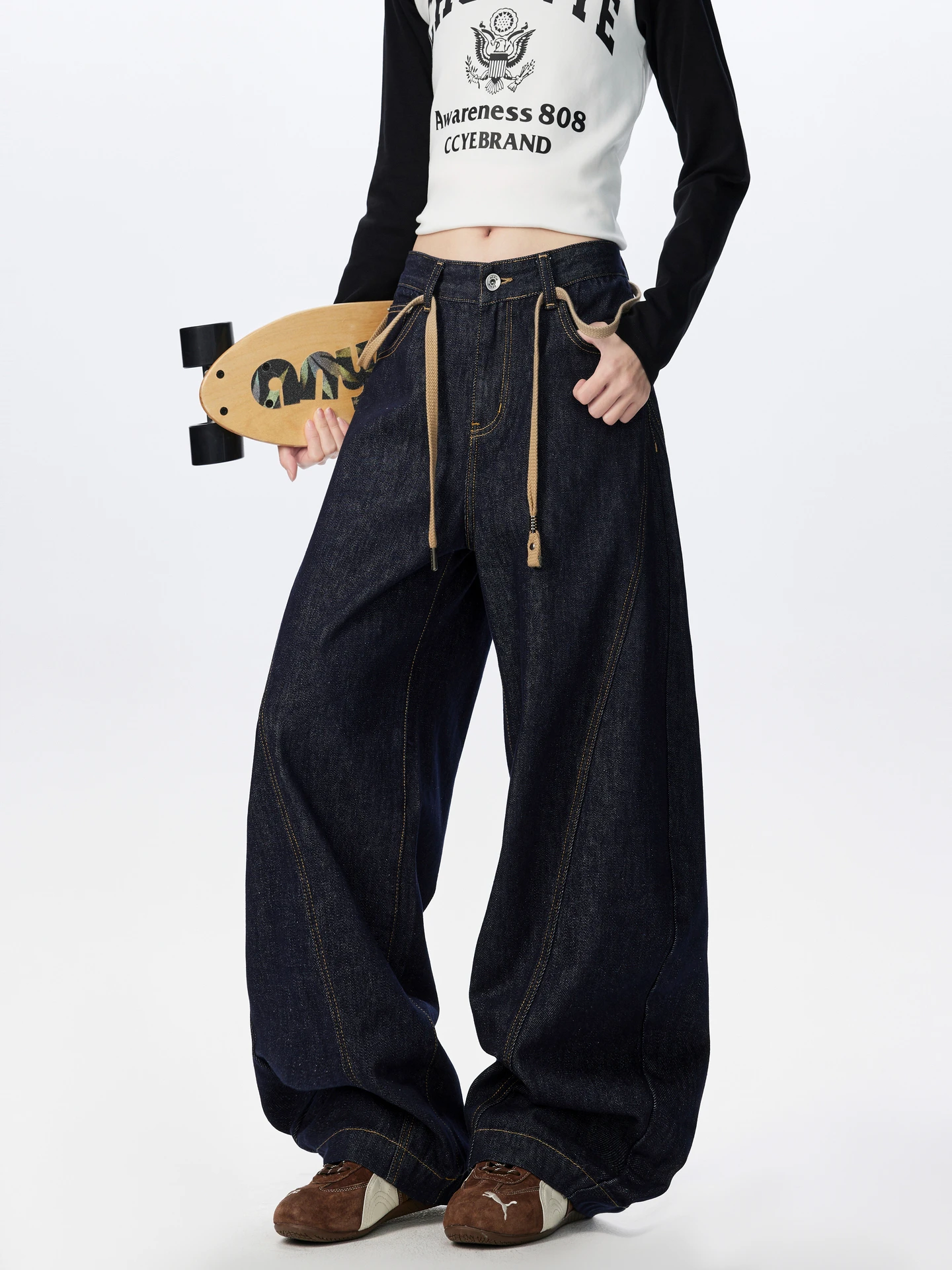 

Retro Loose Fit Men's Denim Jeans with Blade Splicing Design Casual Wearable Straight Leg Trousers for Teenagers And Adults