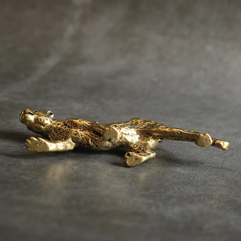 Neue Messing-Vintage-Gepardenfigur Kleine Tischdekoration Glücksbringer Leoparden-Figurine Miniatur-Kunsthandwerk Dekoration – Detail 5