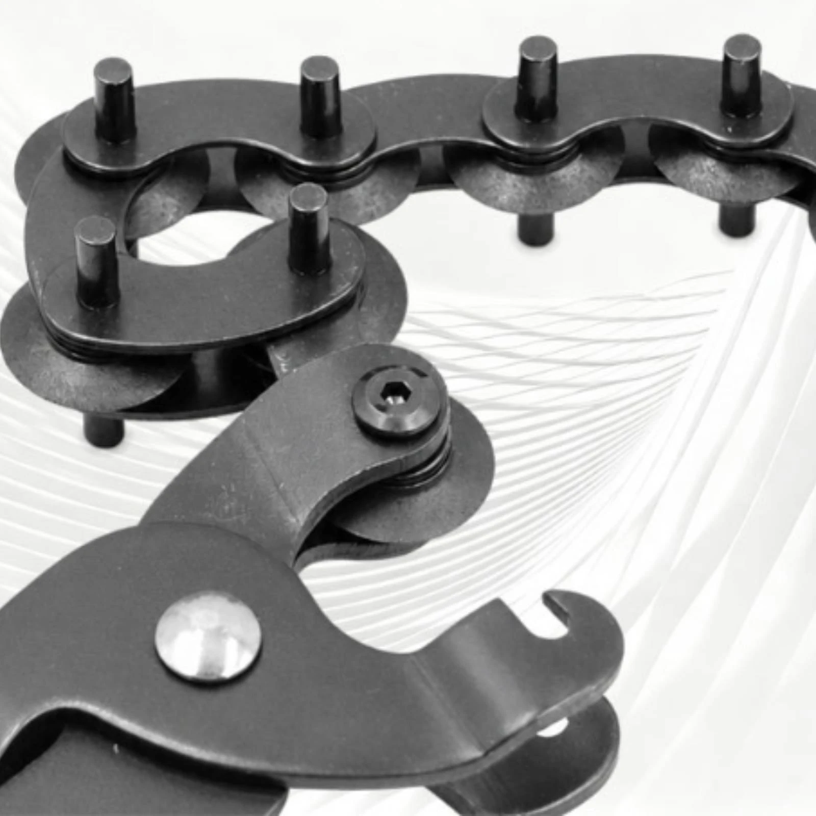Chain-Style Exhaust Pipe Cutter Compact Chain Pipe Cutter with 14 Cutting Blades Hand Tool Heavy Duty Rust-Proof for Mechanics