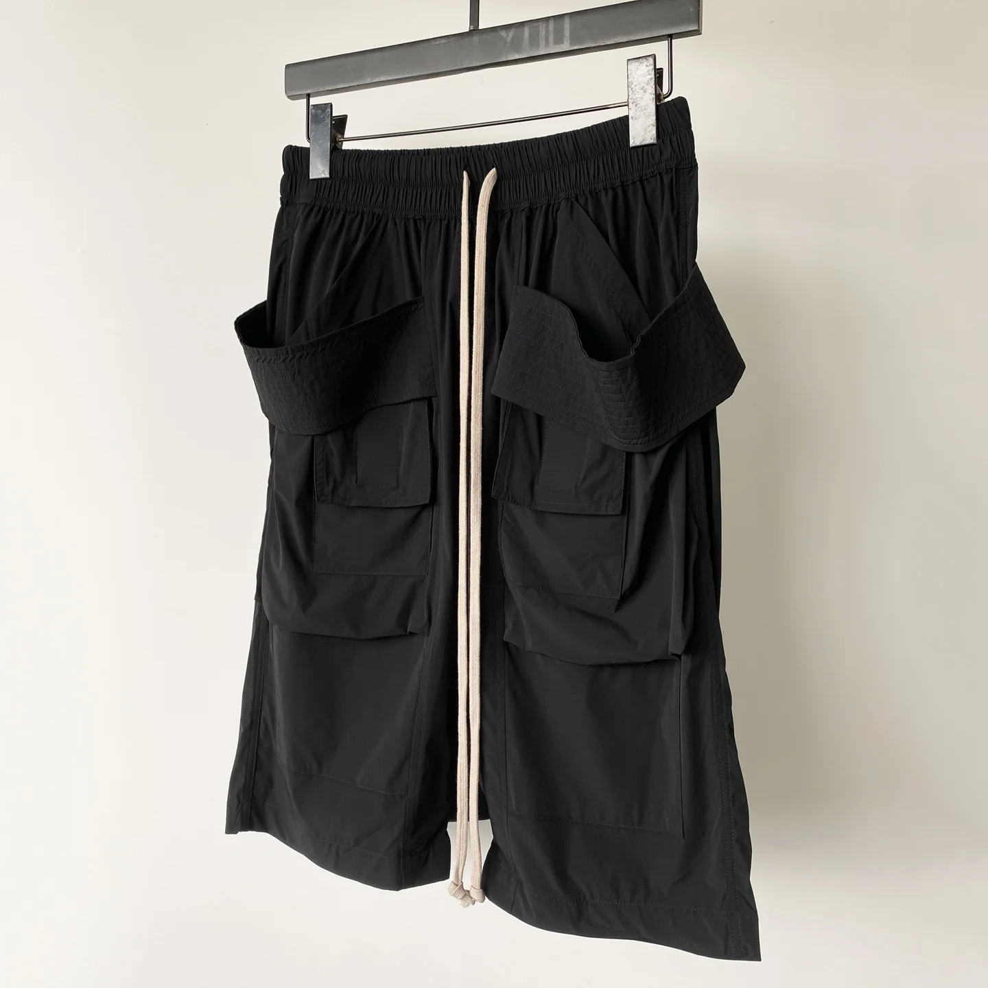 

Летние тонкие рабочие шорты для мужчин с пятью карманами, средней посадкой, прямым кроем, базового цвета