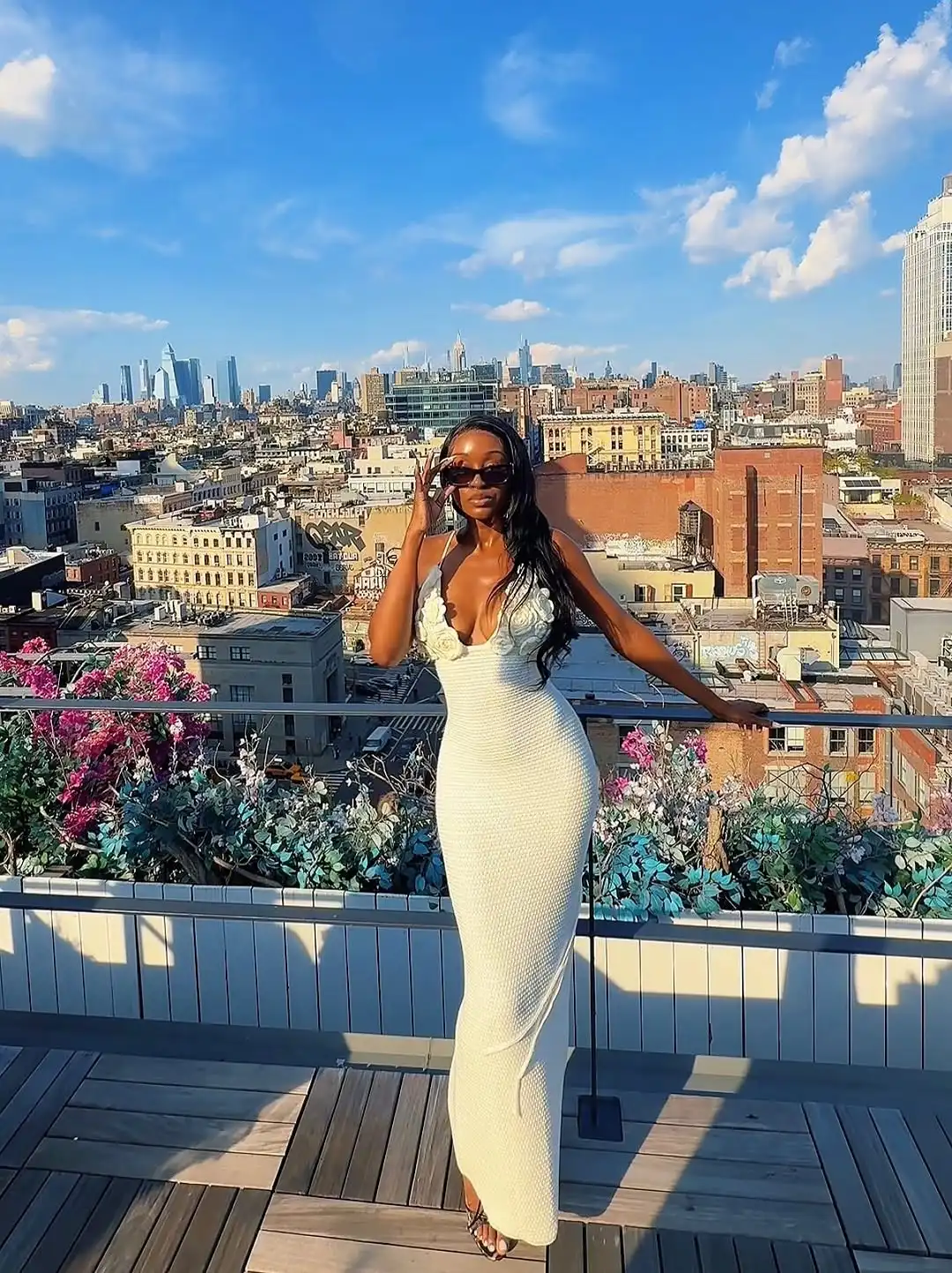 ニット無地3Dフラワーハンギングネックドレス レディース ノースリーブ バックレス ウエストシェイプ スリムフィット ローブ レディース バケーションドレス