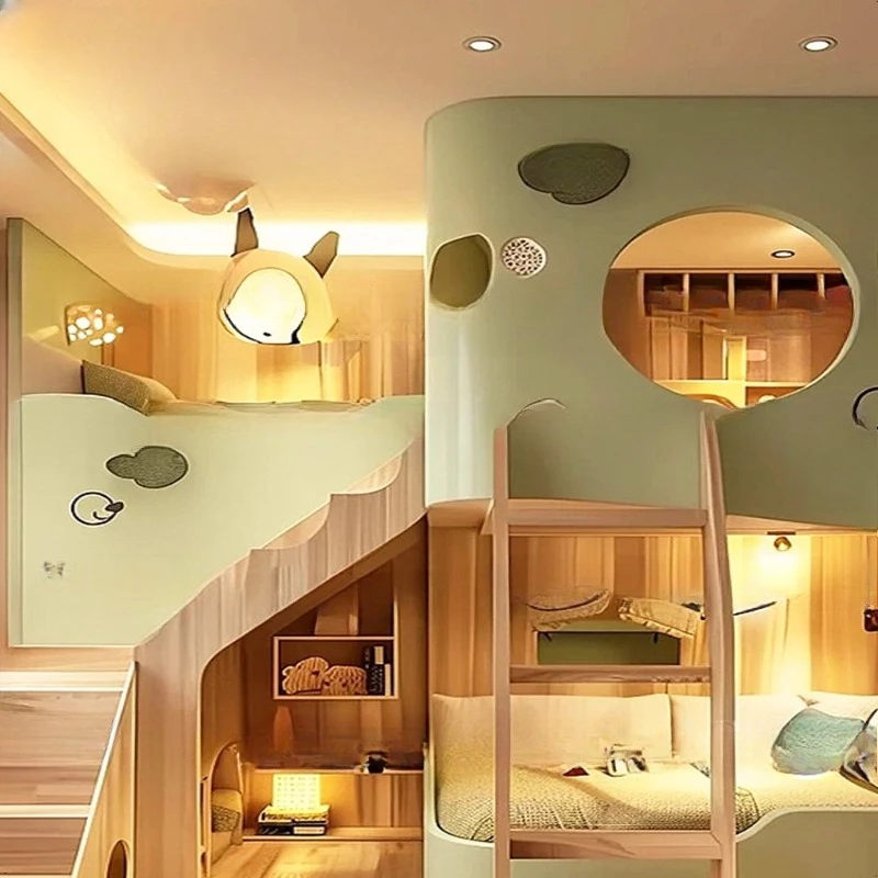 بيت الشجرة الخضراء بي إد، فتحة مستديرة يكون د، خلع متوازي يكون د، أسرة علوية وسفلية كبيرة ومنخفضة، مع خزانة سلم