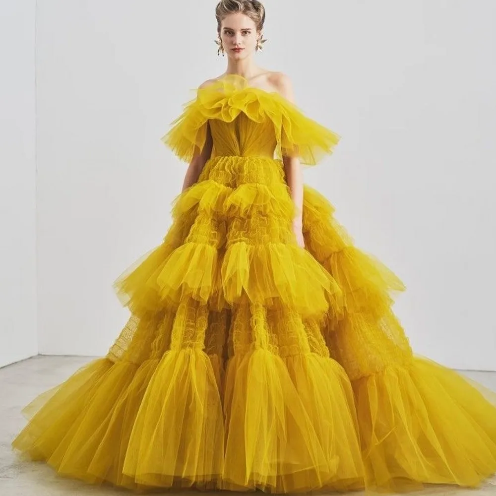Amarelo inchado tule vestidos femininos fora do ombro em camadas tule longo elegante vestidos de aniversário personalizado vestidos de festa modernos