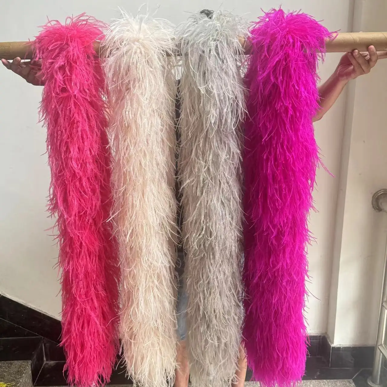 6 8 10 15 20Ply Ostrich Feathers Boa 1 Meters Long Decoration Plumes Trims Scarf for Crafts Party Clothing Sewing Accessory