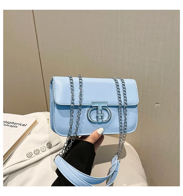 

‌2025 New Solid Color Crossbody Bag for Women - Small Square Shoulder Purse with Retro Lock & Chain, Summer Textured Design‌