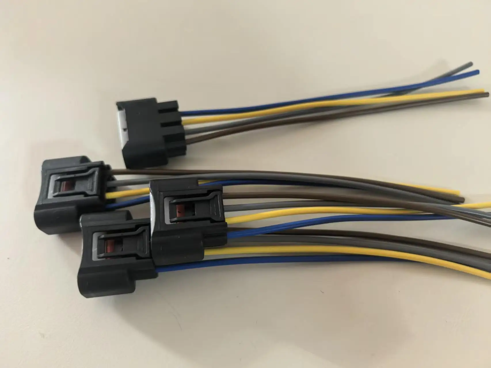 Plug Pigtail Connector 90919-02250 90919-A2005 For Lexus GS300 IS250 lx570 LS460 scion TC Toyota 4Runner 2.7/3.0/3.5/4.6L
