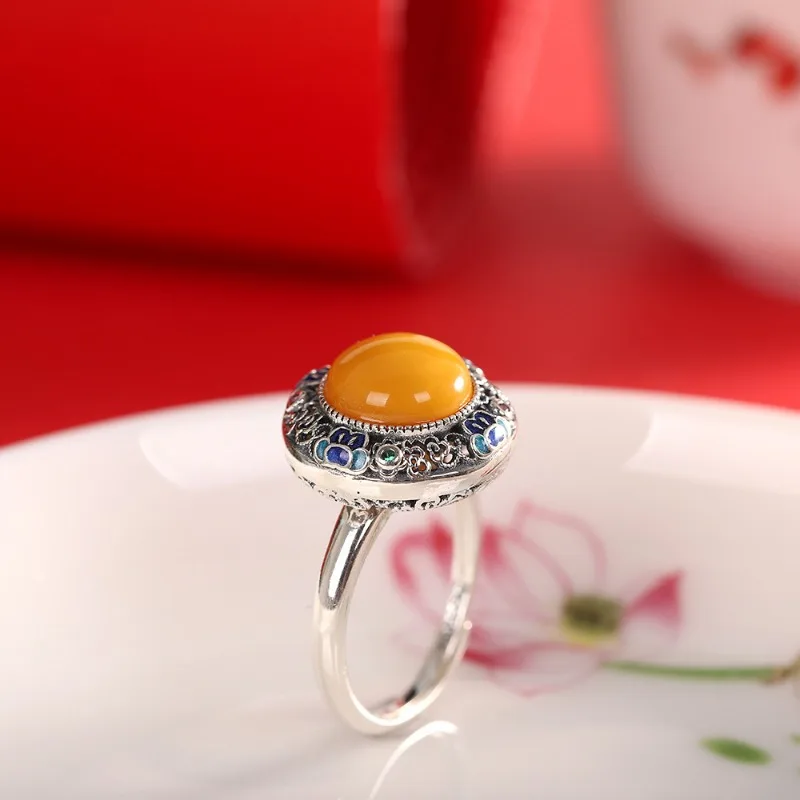 Classics Retro Yellow Beeswax Circular Rings for Women Silver 925 Inlaid Crystal Art Ruyi Hollow Out Enamel Ring Banquet Jewelry