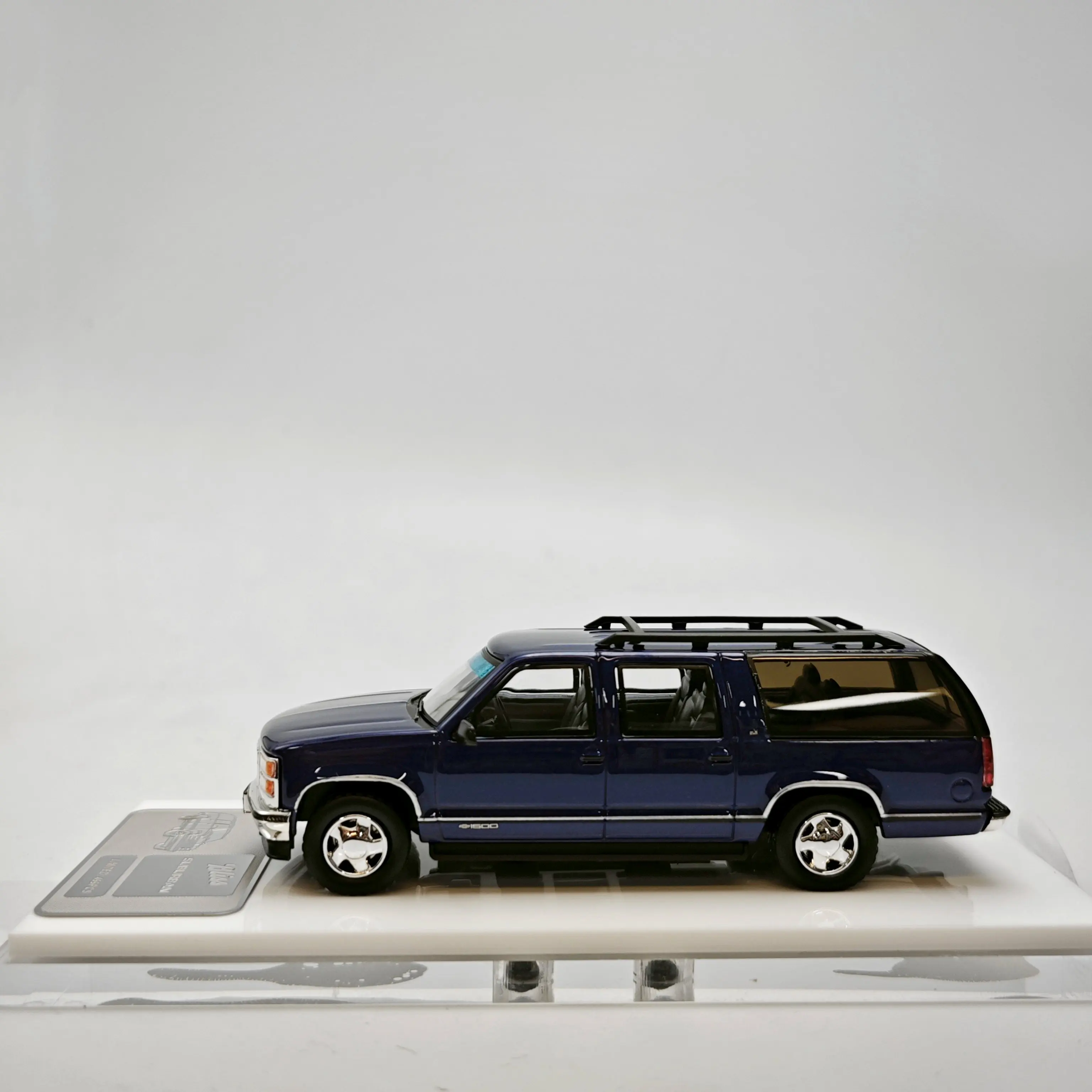Bliss 1:64 Chevrolet GMC GMT400 HEC Show Exclusive Alloy Diecast