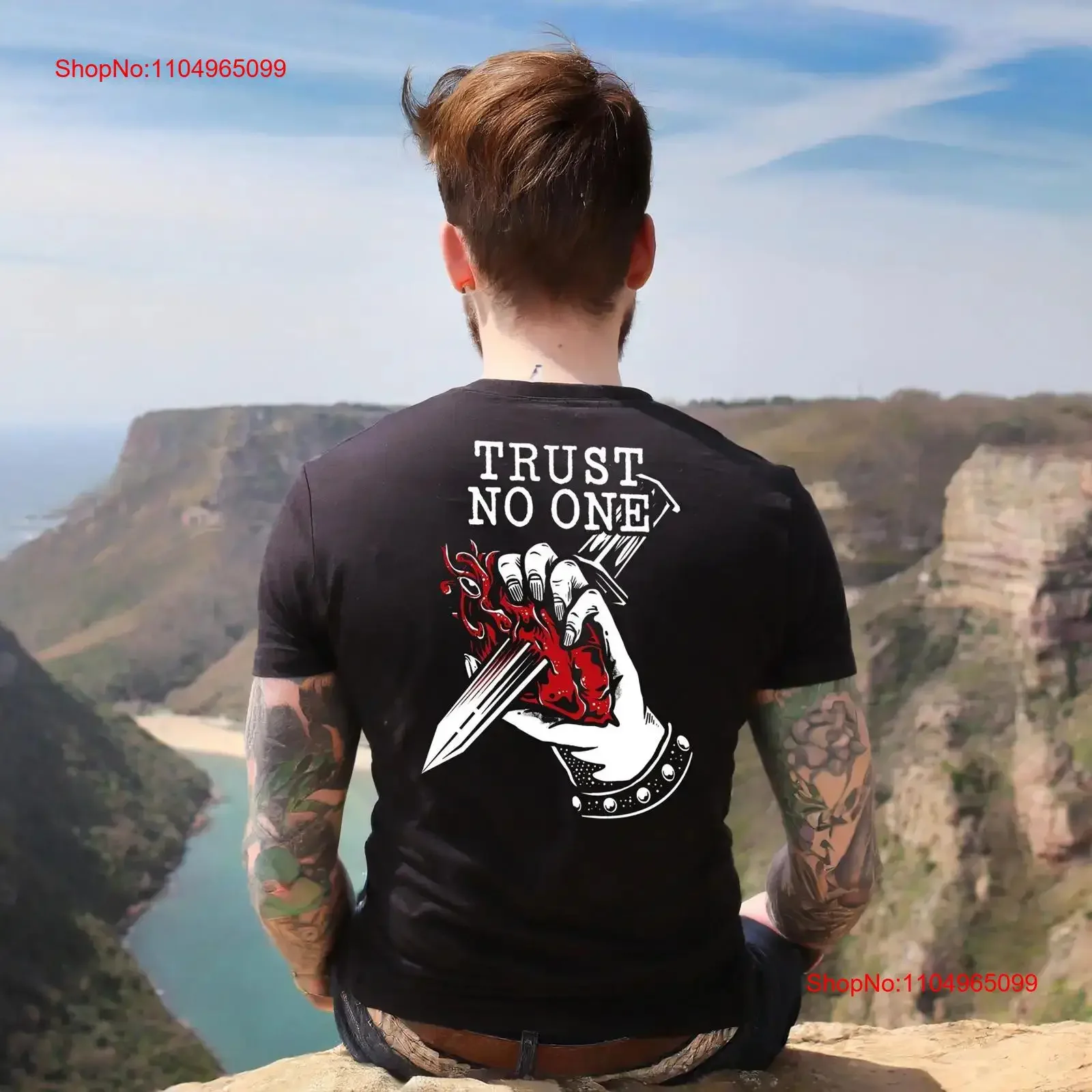 Faites aucune confiance à un t-shirt noir Oldschool Newschool tatouage fidélité amitié noël col rond vintage lavé streetwear unisexe