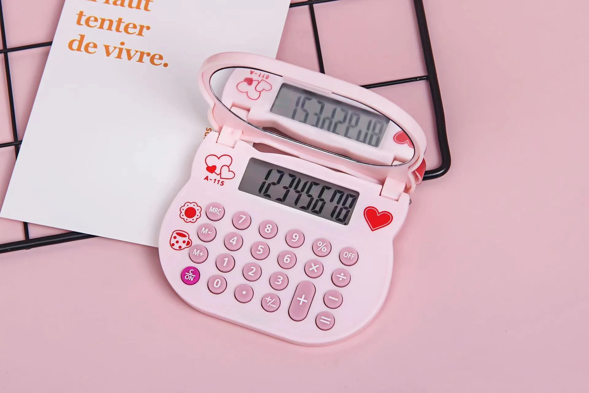 Specchio per calcolatrice per gatti! Simpatico specchio cosmetico a conchiglia 2 in 1 e calcolatrice elettronica, mini regalo portatile per ragazze della scuola