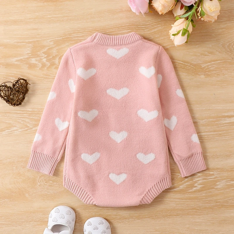 

Adorable Baby Girl Heart Print Knit Romper with Long Sleeves and Round Neckline - Cute Infant Bodysuit Outfit for Fall