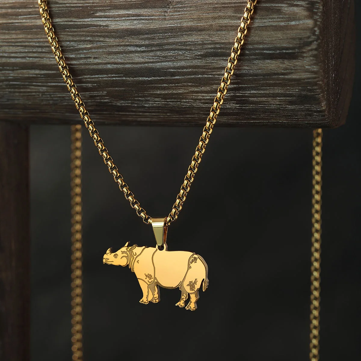 Kinitial Stainless Steel Animal Rhino Pendant Necklace African Rhinoceros Necklace Fashion Women Trendy Jewelry Gift For Him