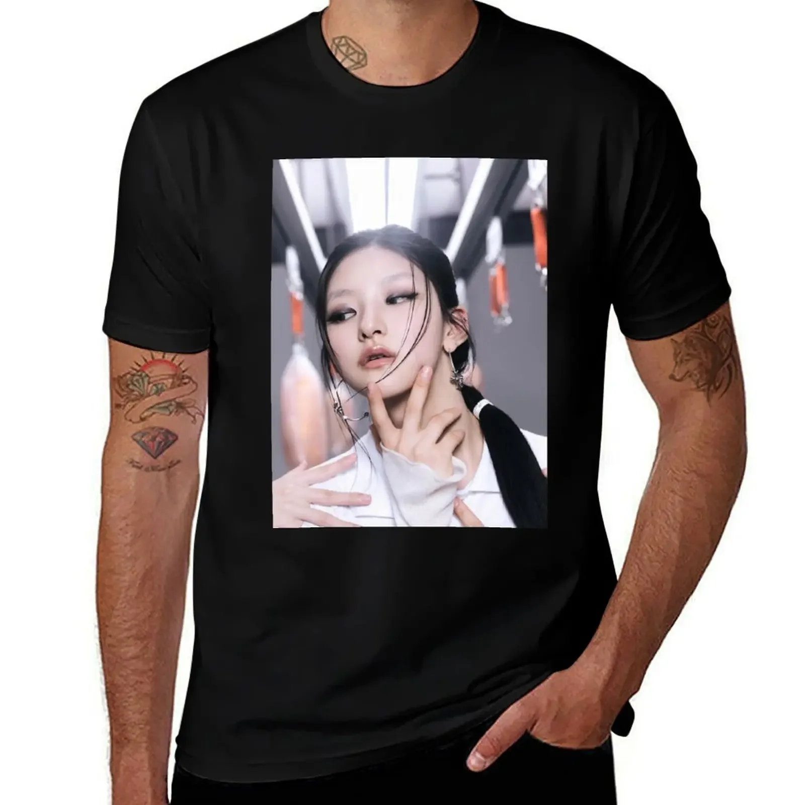 

HANEUL of KISS OF LIFE (KPOP) T-Shirt cotton man t-shirts topping summer top aesthetic clothes mens clothes