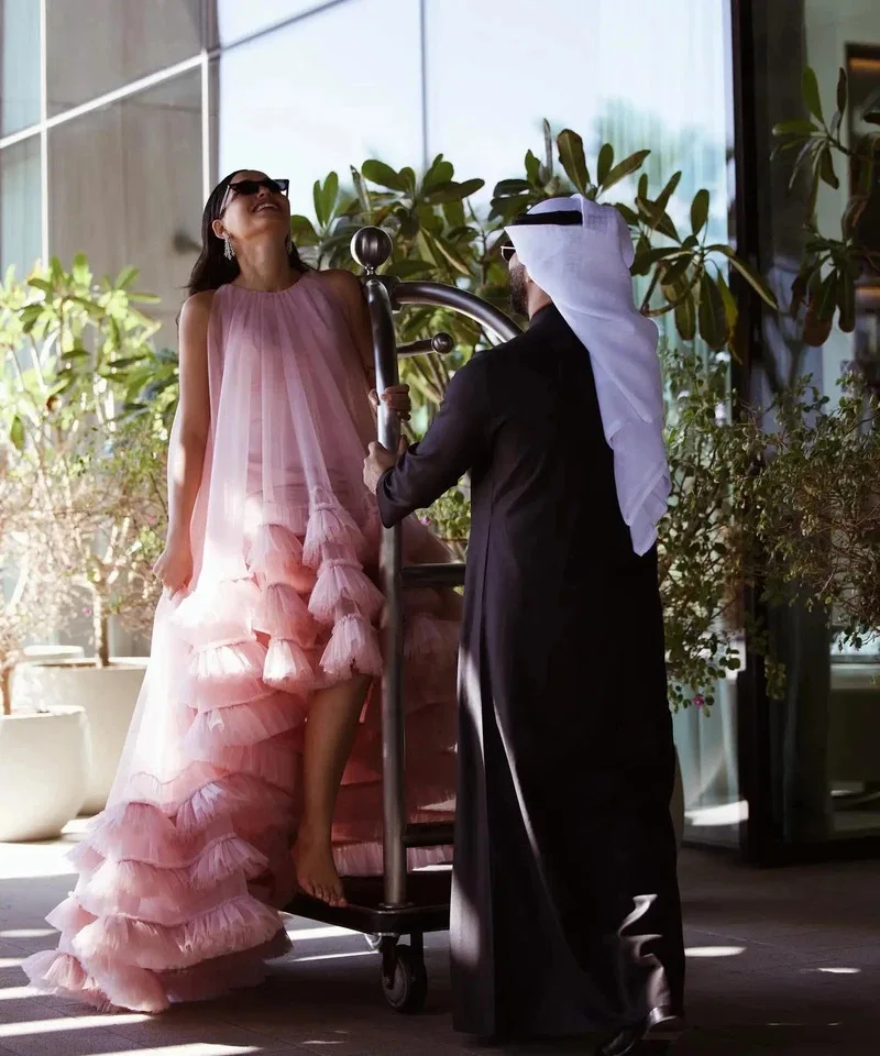 مخصص الكشكشة الزفاف الرؤوس تول أكمام عباءة الزفاف السترات الفضفاضة تجاهلت النساء الملحقات معطف شالات المناسبات الخاصة #3