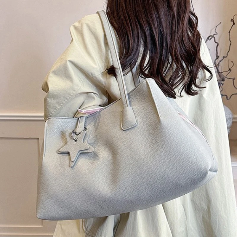 Damen-Tragetasche, mehrschichtige Schultertasche mit großem Fassungsvermögen und Reißverschluss, Damen-Vintage-Handtasche mit mattiertem Finish, ideal für Büro, Pendel und den täglichen Gebrauch, mit Tragegriff. – Detail 12