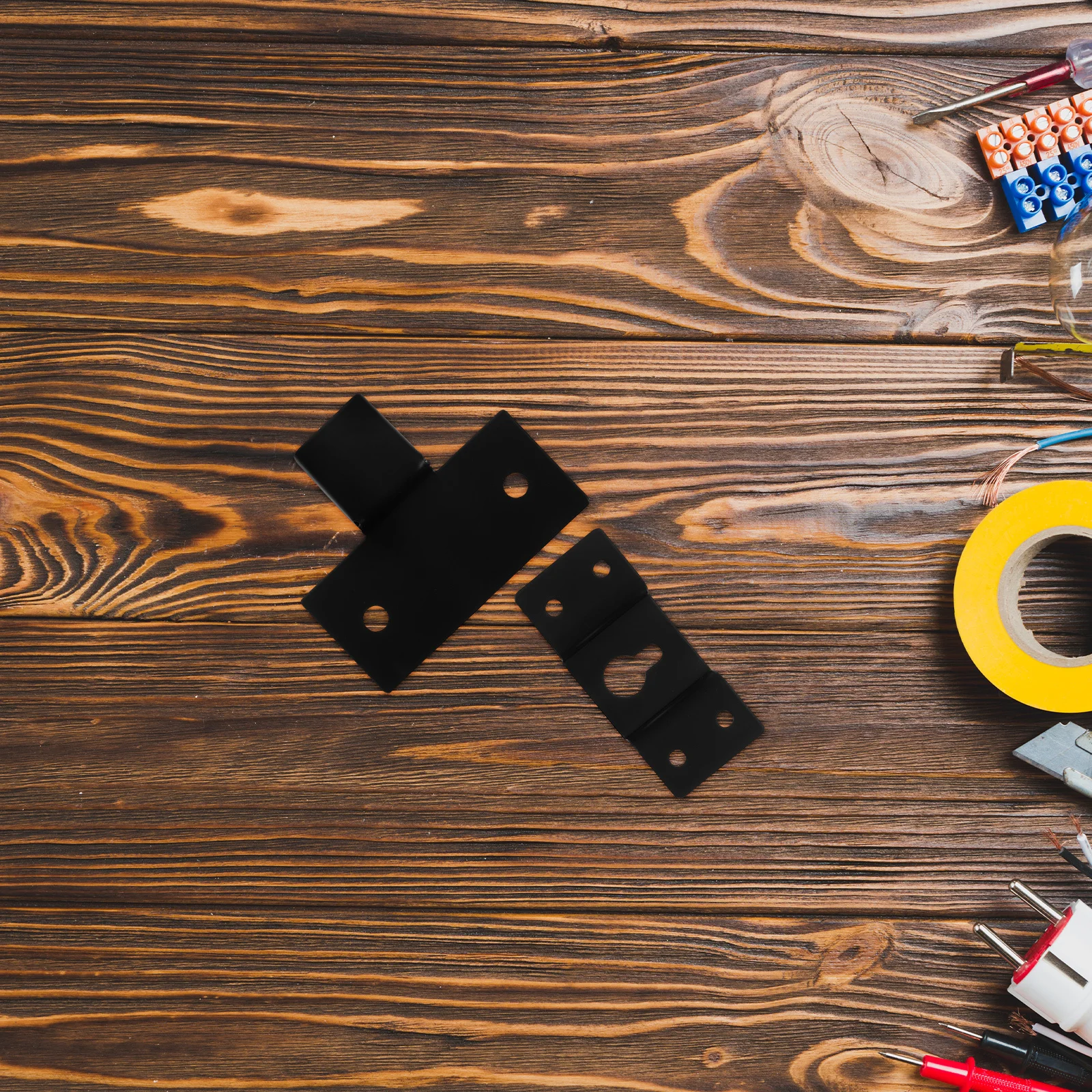 

Universal Wall Mount Iron Hook Hanger Plate for Bookshelf Surround Speakers Space Saving Durable Easy Installation Home Decor