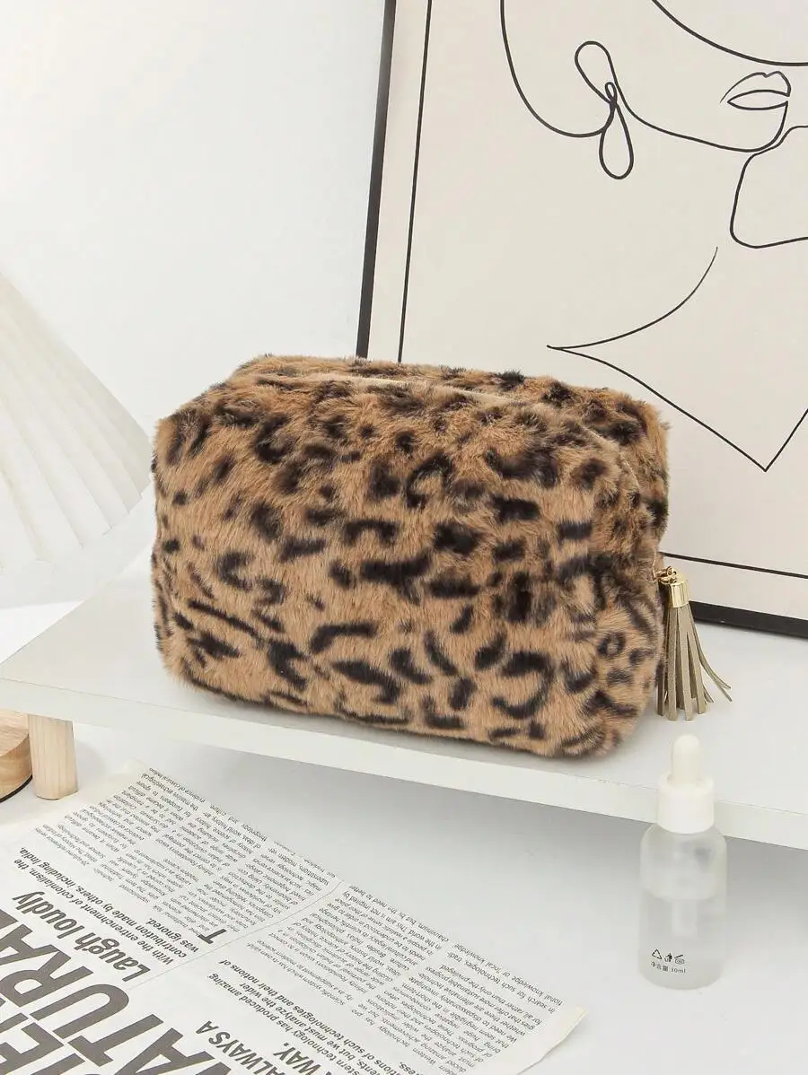 

Leopard Print Faux Fur Cosmetic Bag Large Capacity Toiletry Pouch Travel Makeup Organizer