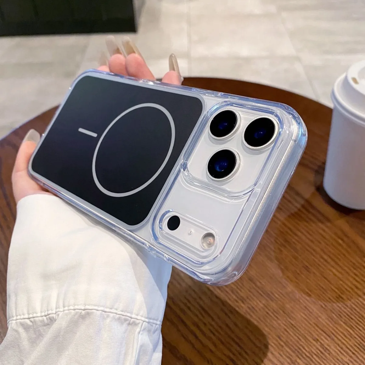 Stoßfeste magnetische kabellose Ladung für Magsafe TPU-Telefonhülle für iPhone 17 Air 17 Pro Max, mattes kabelloses Laden, harte Abdeckung