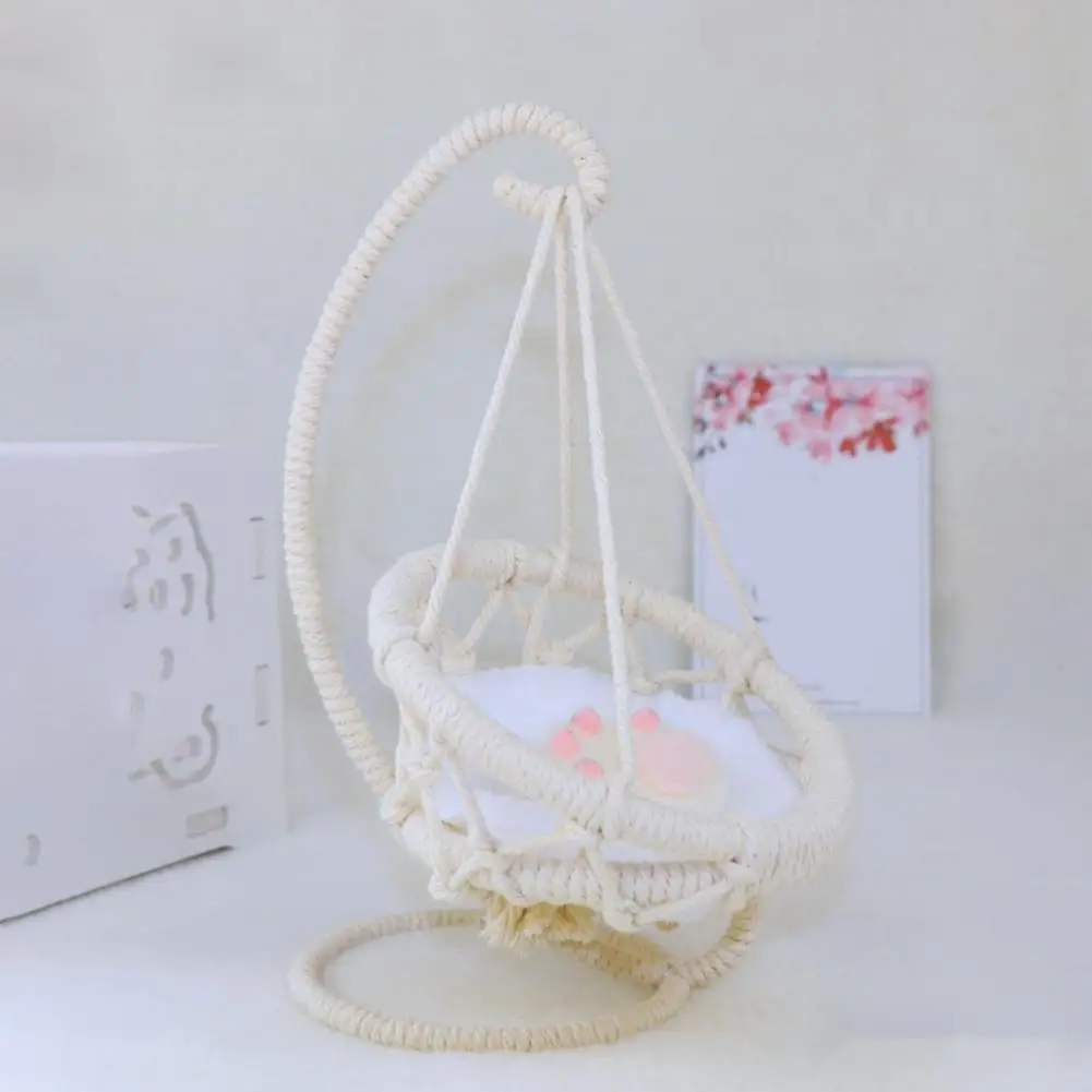

Doll'S Hanging Mini Chair Hand-woven Plastic Hanging Basket Swing For Enameling Plush Toy Room Decoration for Dollhouse Display