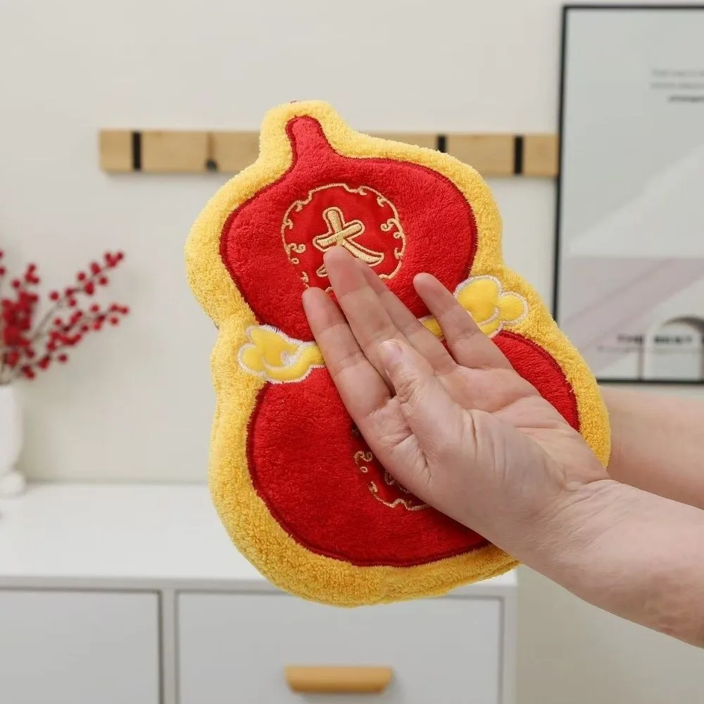 

Thicken Quick Drying Hand Towel Soft Absorbent Coral Fleece Kitchen Towels Gourd Shaped Blessing Wash Hand Towel Spring Festival