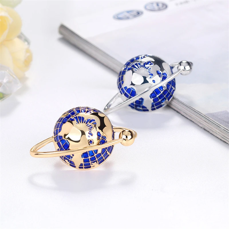 Fashion Drop Oil Pin Blue Spherical Brooch Three Styles Planet Space Astronaut Globe Corsage Accessories