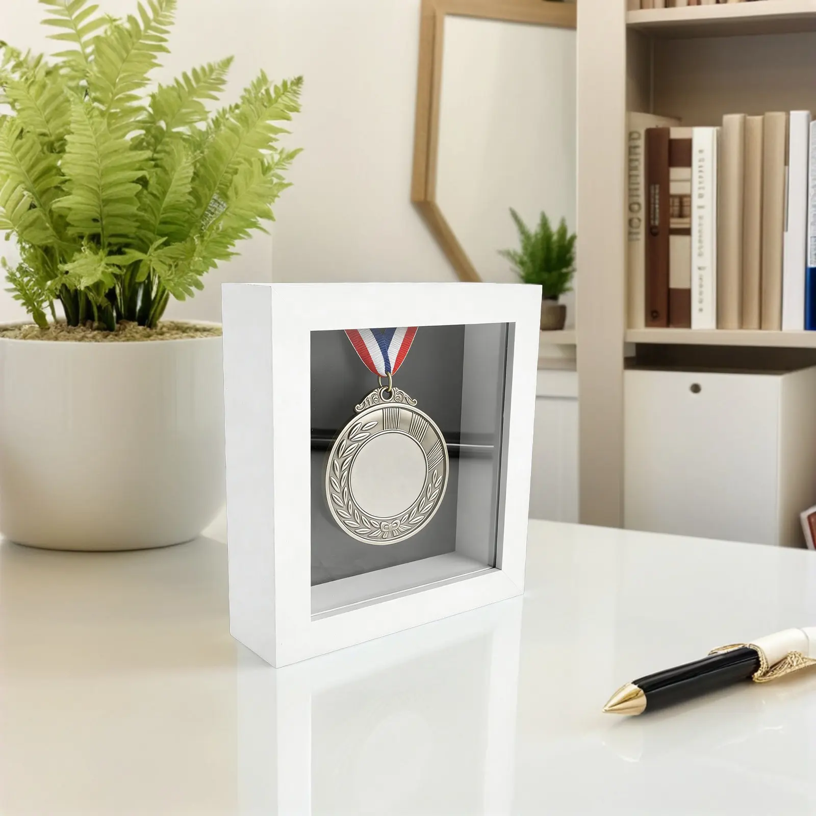 Wooden Medal Display Frame Single Medal Holder Marathon Race Award Wall Mounted Tabletop Display Case Medals Picture Frame