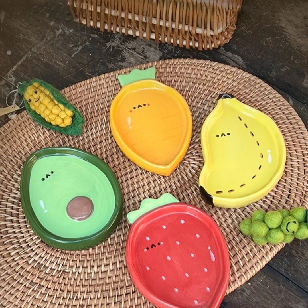 

1PC creative cartoon fruit ceramic small dish home hot pot jiaozi dip vinegar seasoning dish French fries salad dressing dish.